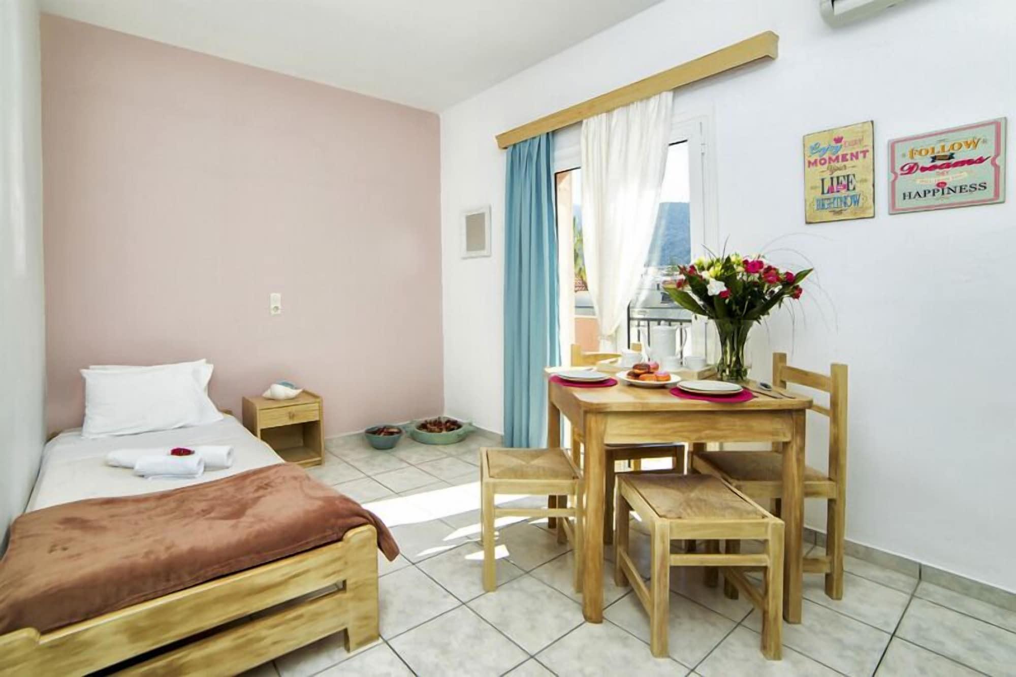 Malia Central Apartments エクステリア 写真